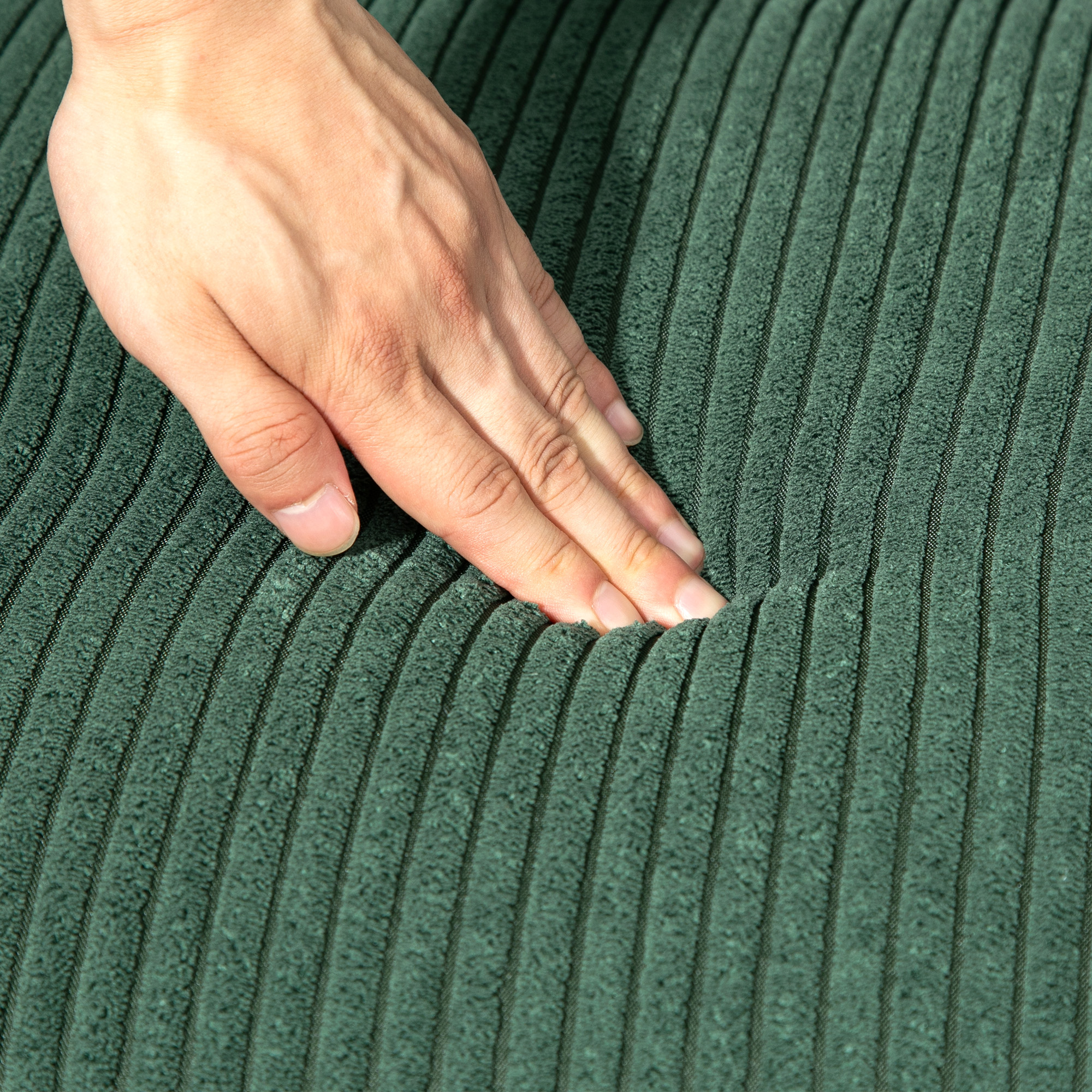 2-Sitzer Polstersofa, Holz, Samtartiges Polyester, Schaumstoff, 117 x 56,5 x 77 cm, Grün