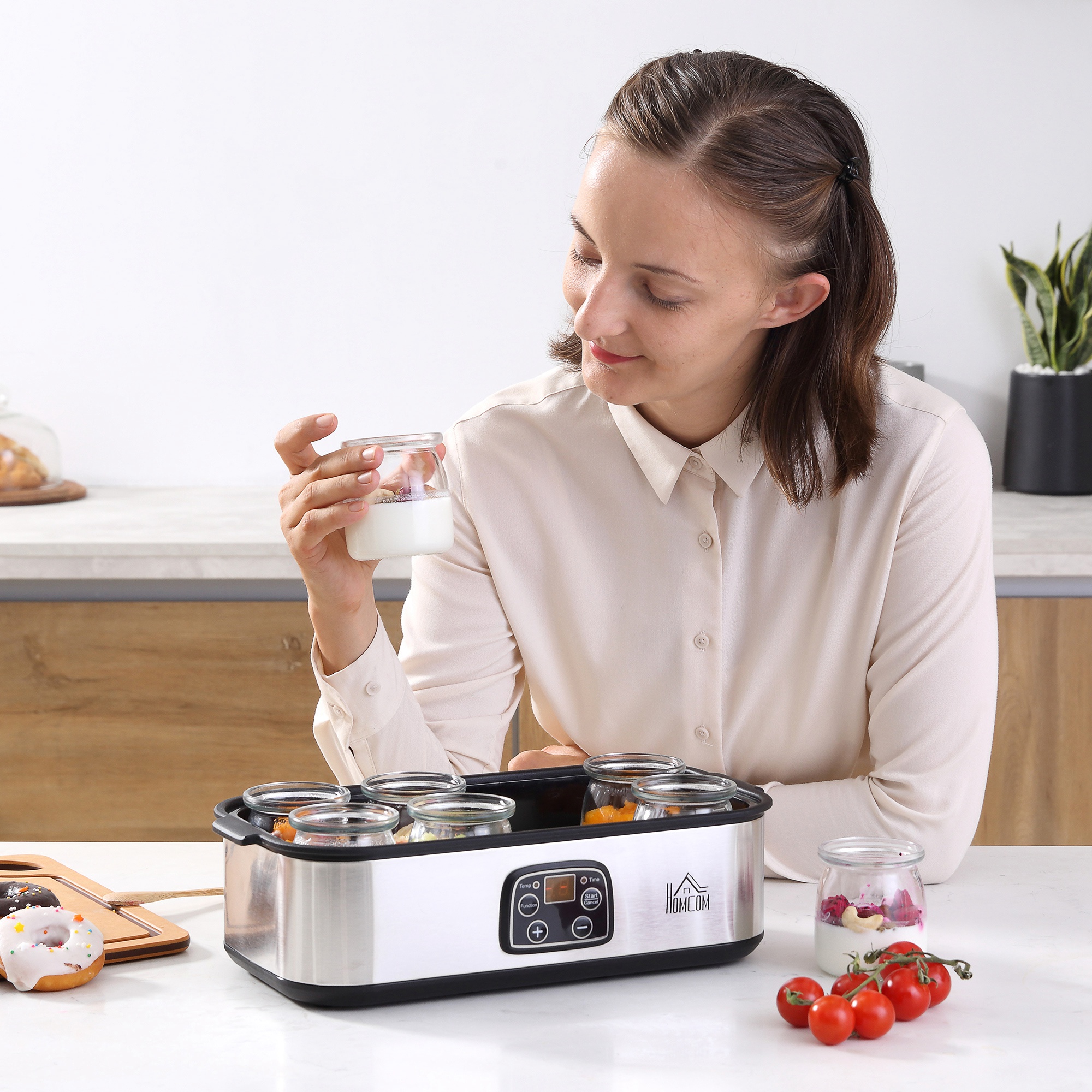 Joghurtbereiter, griechische Joghurtmaschine mit Deckel, 8 BPA-freier Glas-Innenbehälter à 180 ml, Joghurt Maker mit LCD Display Timer, für bis zu 1,4 Liter Joghurt 25 W Silber