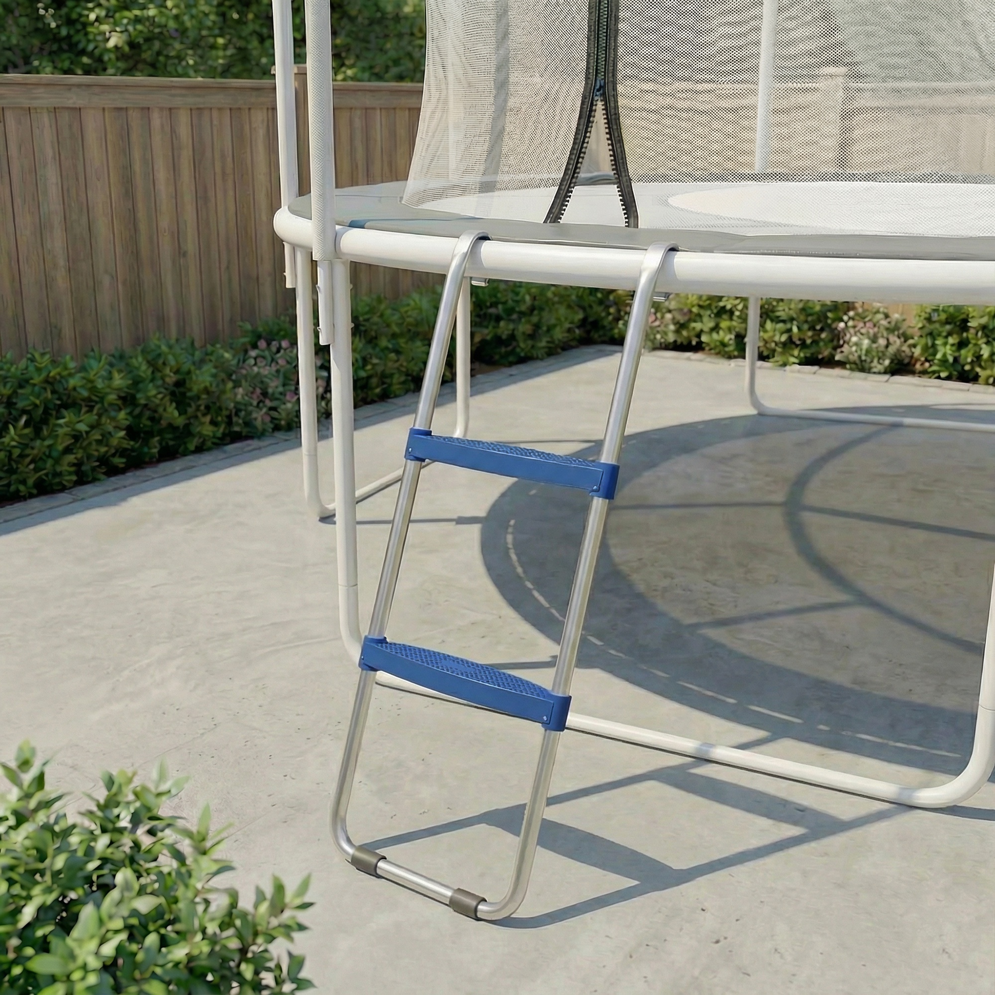 Trampolinleiter 32/63 cm 2 Stufen Einstiegsleiter Trampolin-Leiter bis 150 kg mit verzinktem Stahlrahmen Blau