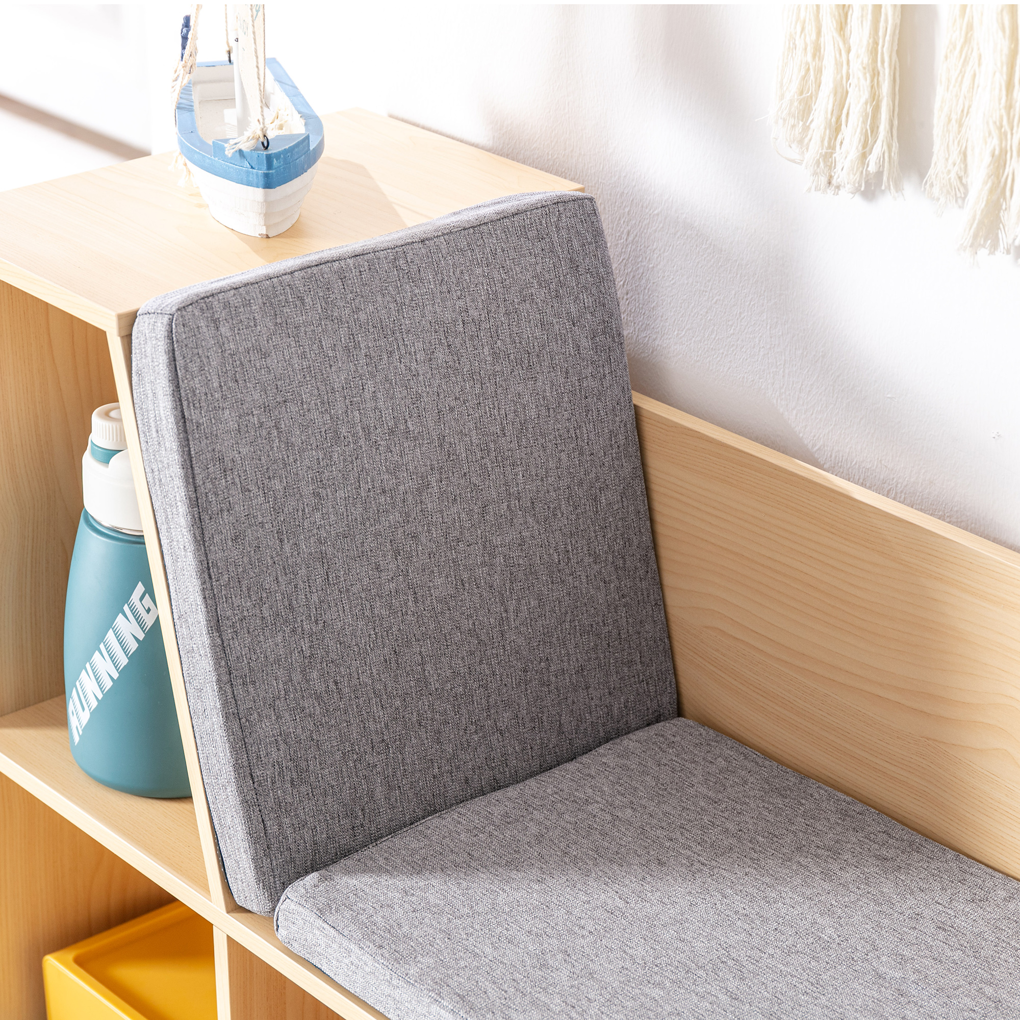 2-in-1 Kinderregal Regal + Sitzbank inkl. Polster 103 cm × 30 cm × 62 cm Weiß + Grau