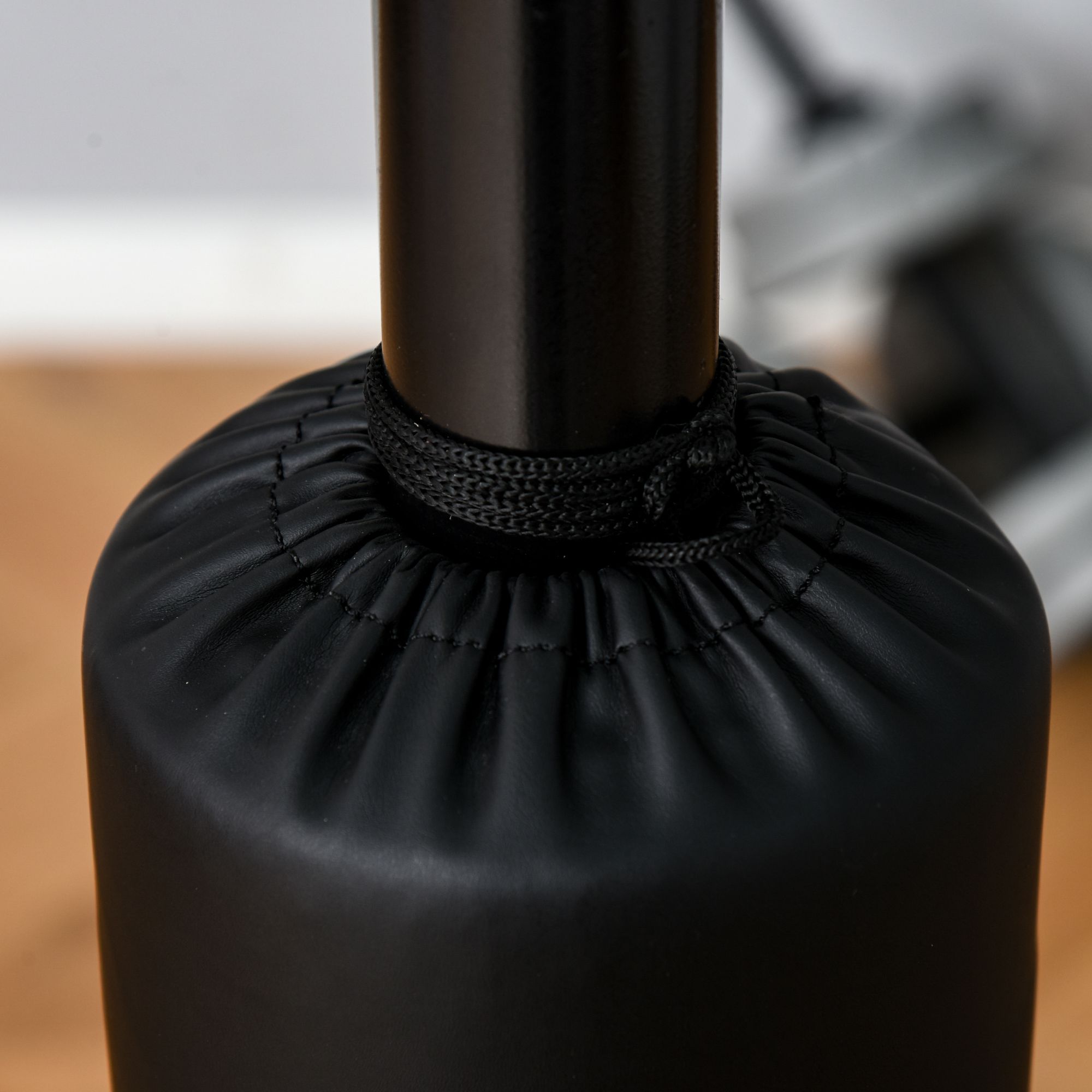 Boxstand Standbox-Trainer mit 2 Speedbällen Reflexstange und Saugnapf-Basis 160-230cm höhenverstellbar Geeignet für Erwachsene Jugendlichen Schwarz