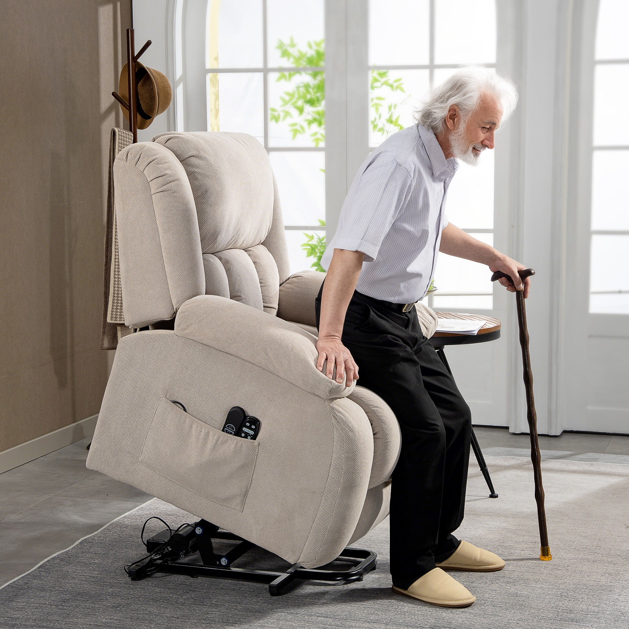 Fernsehsessel mit Massage- und Wärmefunktion, Elektrischer Aufsteh-Sessel, Fernbedienung, Seitentaschen, Beige
