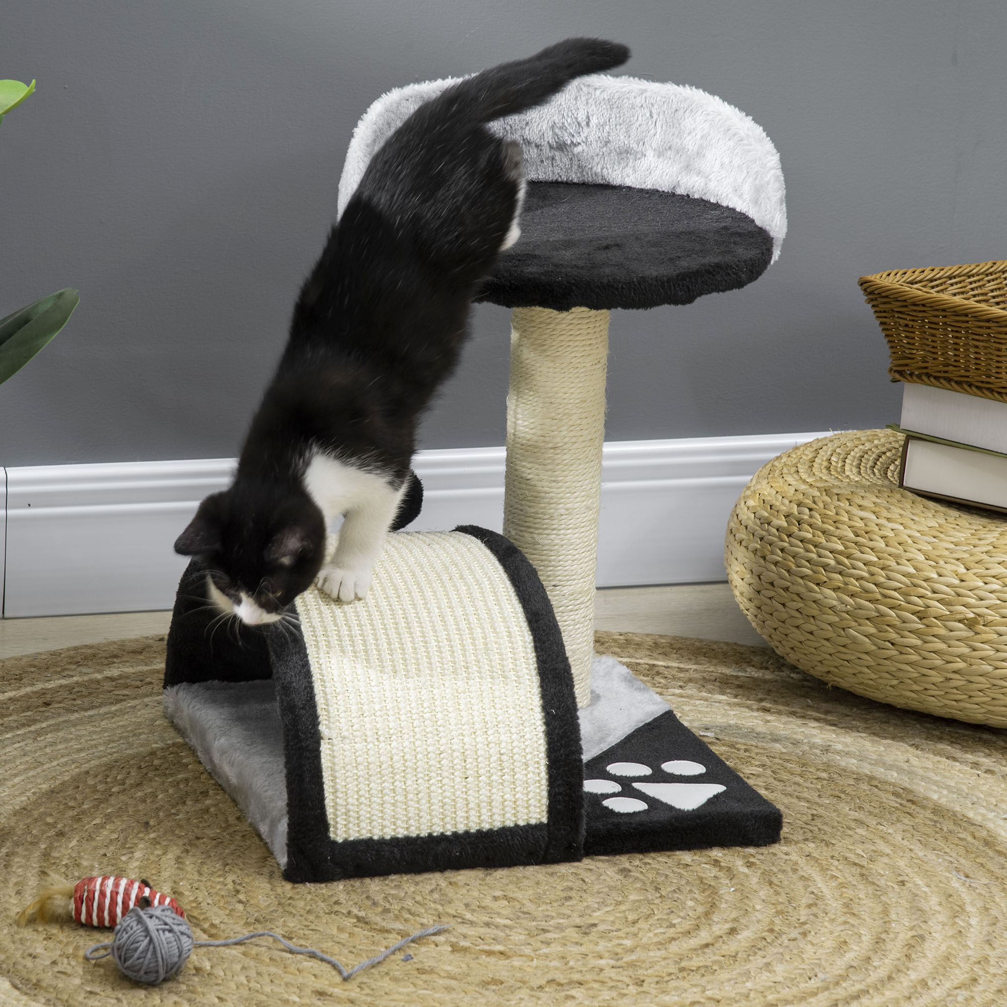 Kratzbaum Katzenbaum mit Spielbällen Katzenkratzbaum Sisalseil-Kratzstangen Schwarz 35,5 x 37 x 46 cm