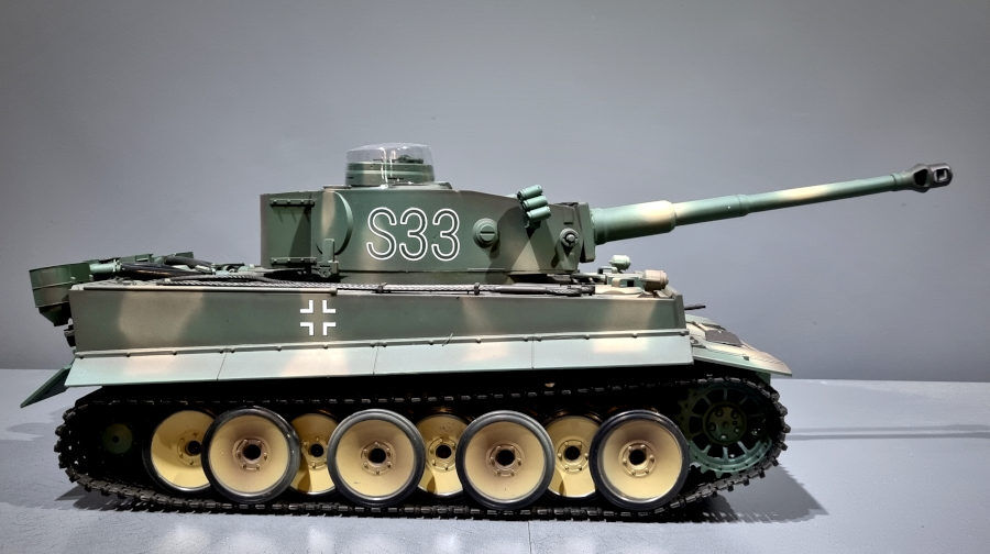 RC Panzer "German Tiger I S33" Metallgetriebe