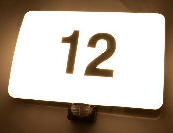 LED Wandleuchte "PADAR" mit PIR-Sensor / IP65, 20W, mit Hausnummer & Buchstaben