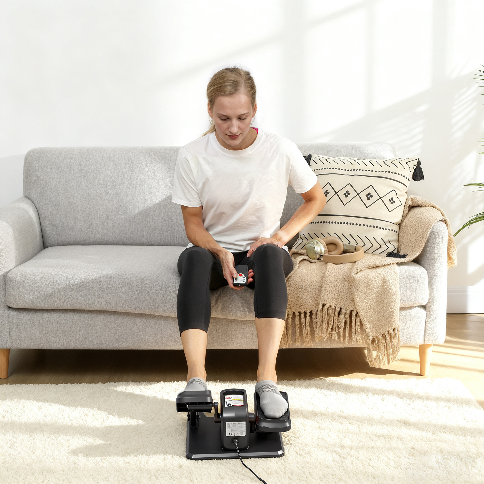 Elektrischer Ellipsentrainer, Pedalgerät mit 12 anpassbaren Geschwindigkeiten, tragbar, leicht, Fernbedienung, LED-Monitor, Stahl, Kunststoff, Schwarz