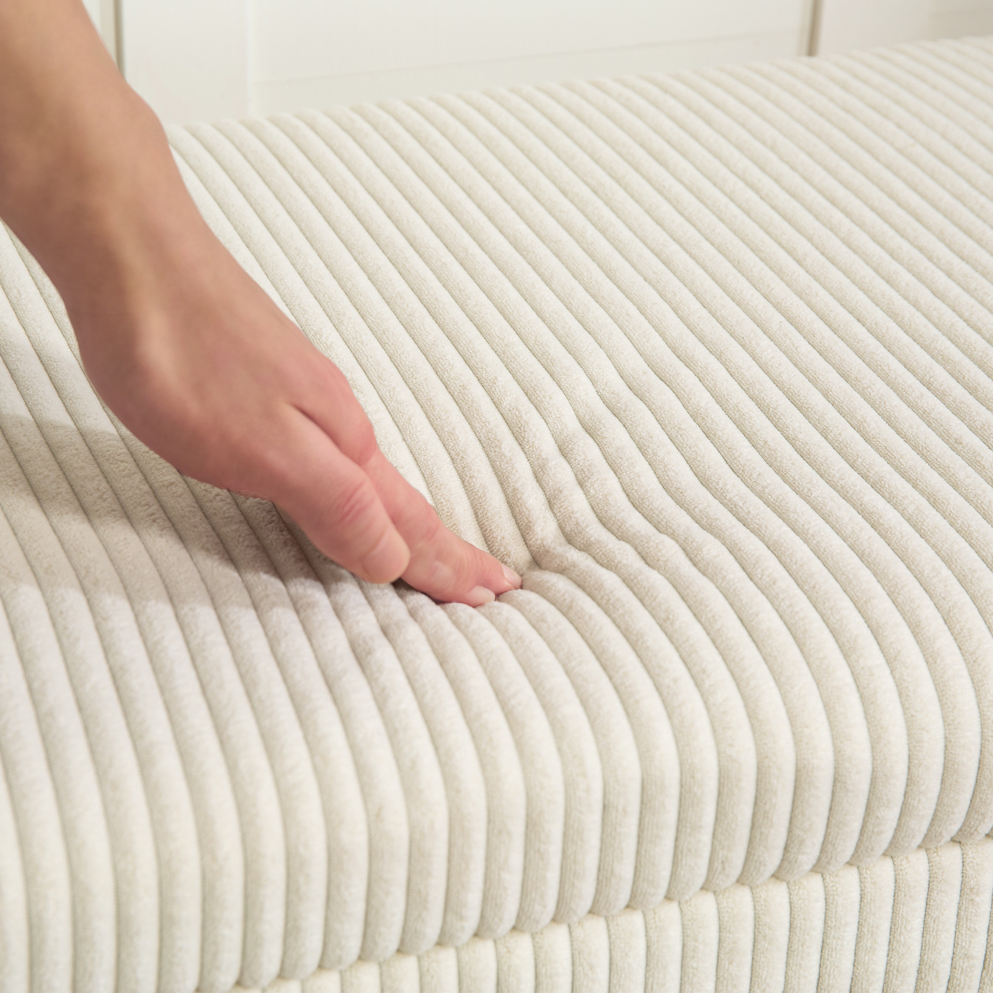 Sitzbank mit Stauraum, Aufbewahrungsbank, Cord-Design, Stahlrahmen, Beige