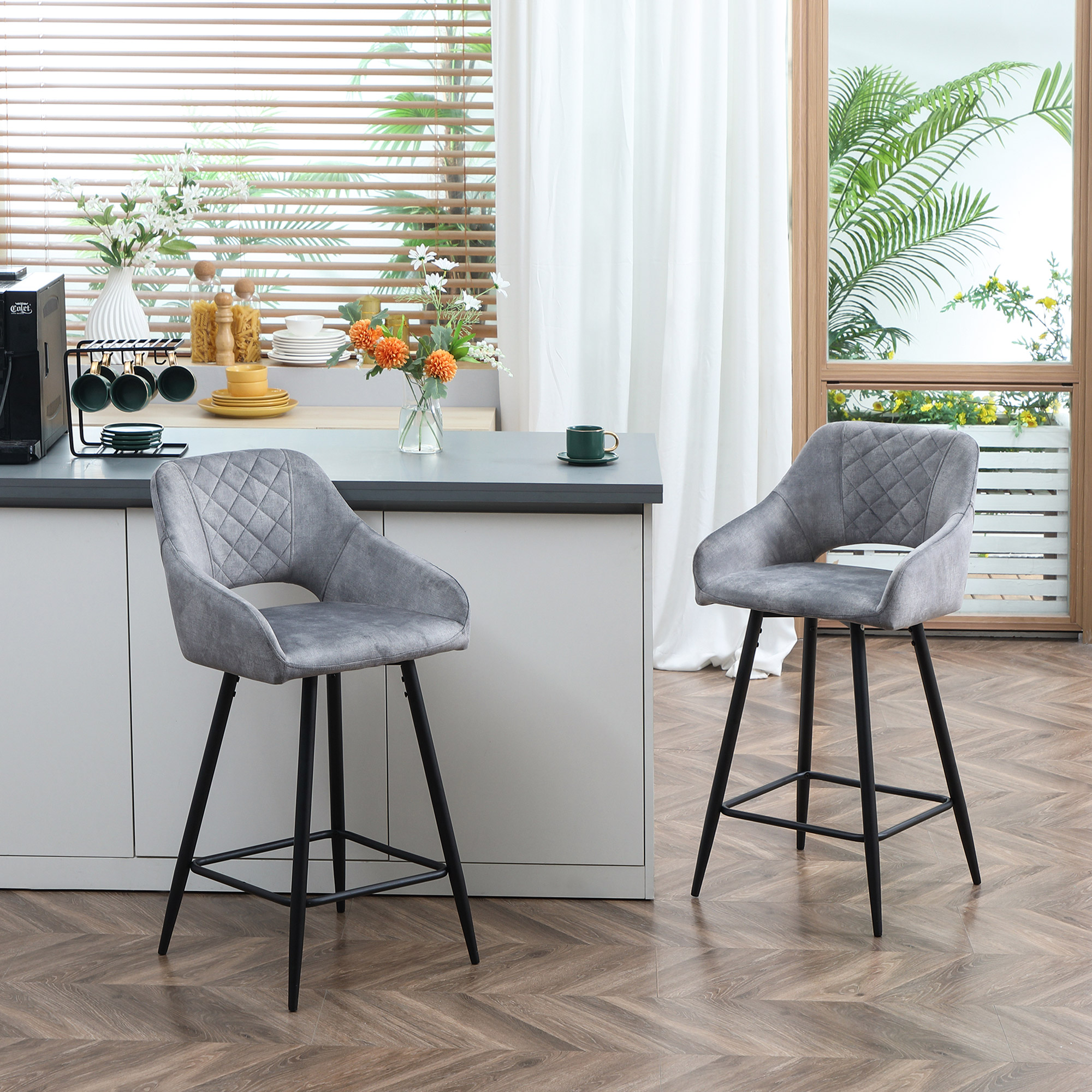 2er-Set Barhocker im Retrodesign, Samtoptik, inkl. Fußstütze 50 cm x 56 cm x 98 cm Grau