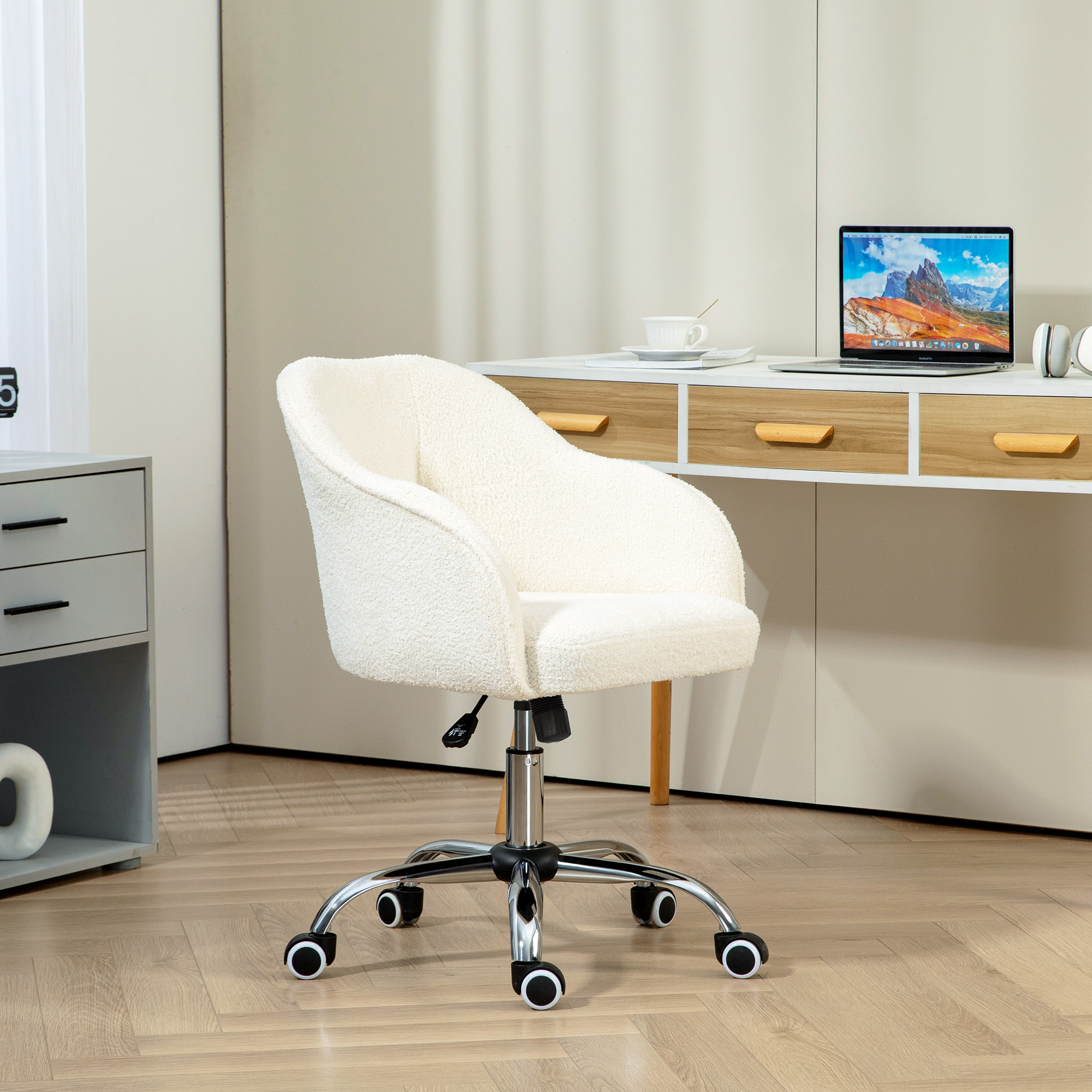 Homeoffice Stuhl, Ergonomisch Schreibtischstuhl mit Wippfunktion, Teddysamtoptik 56 x 61 x 86 cm Cremeweiß