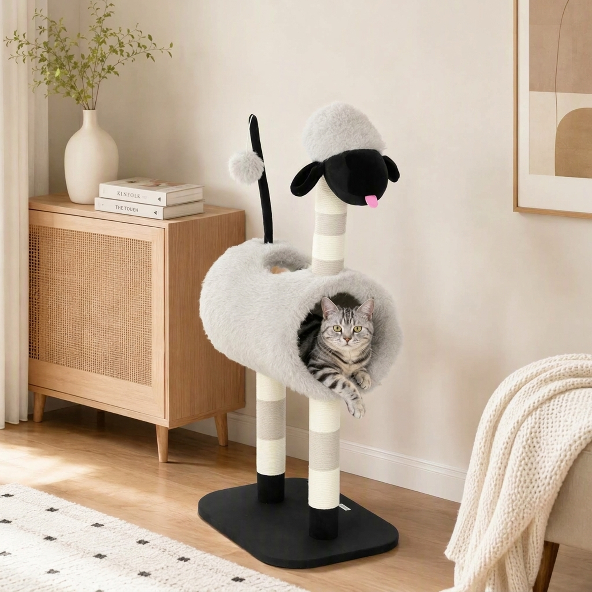 Katzenbaum im Schaf-Design, mit Kratzpfosten, Tunnel und Spielzeug, 98 cm, Hellgrau
