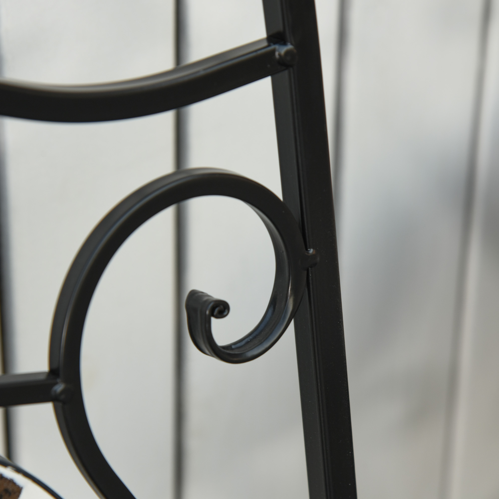 Gartenset Balkonmöbel Set für 2 Personen Mosaiktisch 2 faltbare Stühle Metall Mehrfarbig