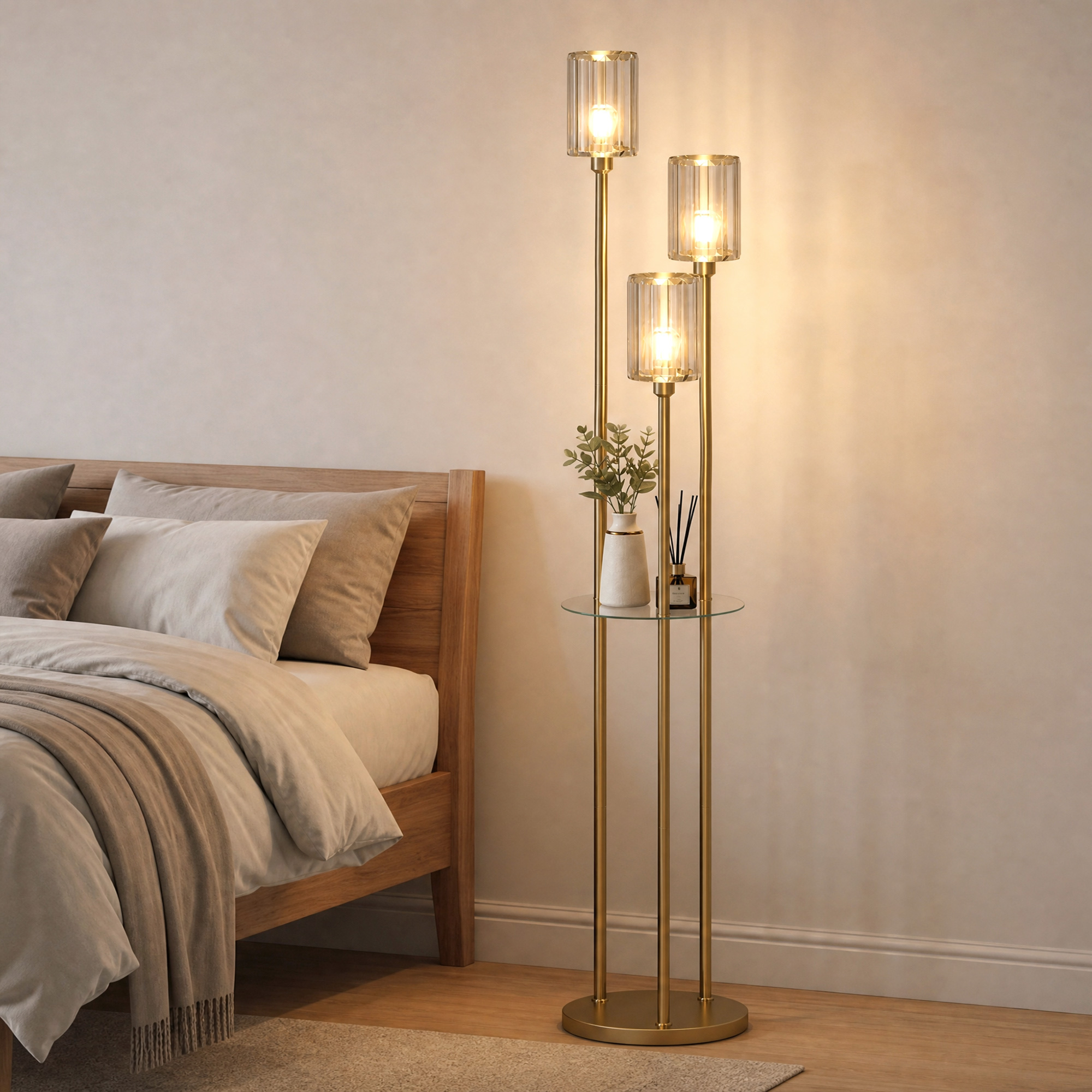 Stehlampe mit Regal mit 3-flammigen Glasschirmen Stehleuchte mit Glastisch 177 cm Gold