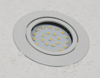 LED-Einbauleuchte "Flat-32" warmweiß / 80x32mm, 5W, 590lm, weißes Gehäuse