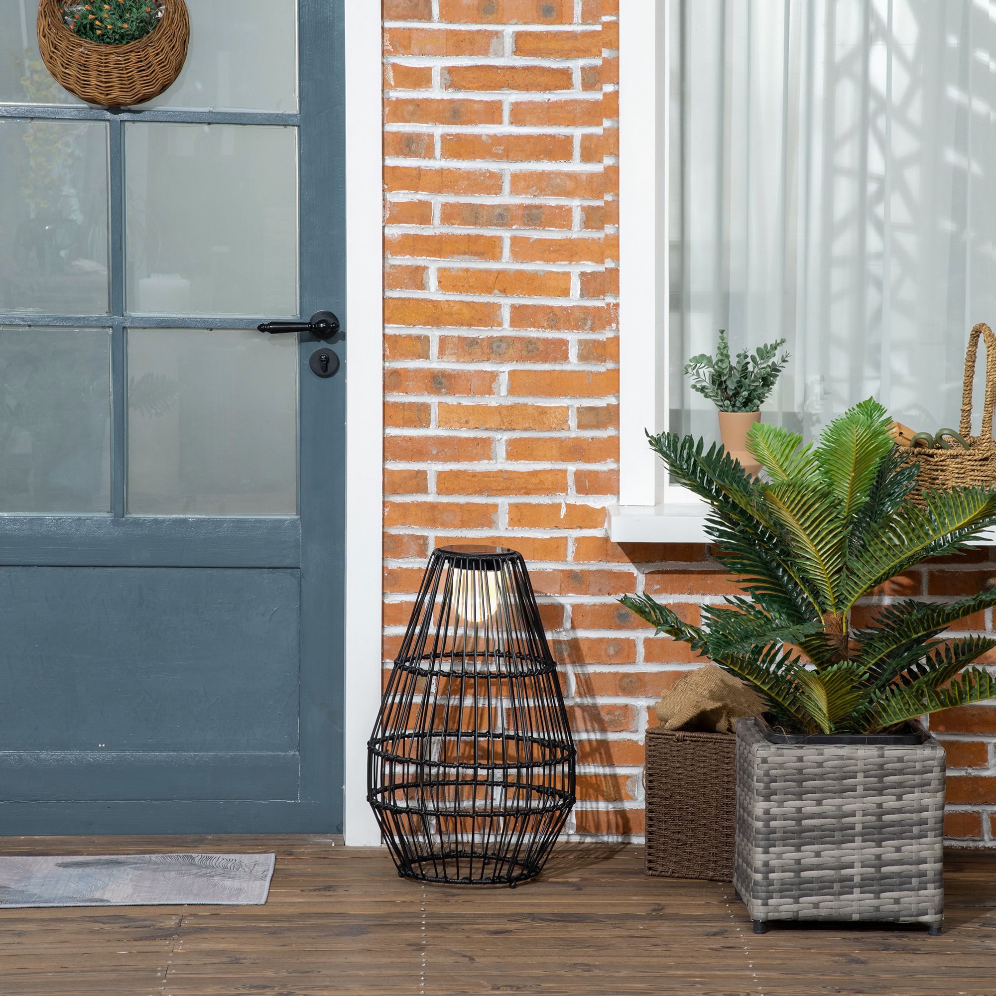 Außenleuchte, Gartenlampe, Solarbetrieb, 8h Leuchtdauer, Einschaltautomatik, Rattanoptik, 34 x 34 x 56 cm