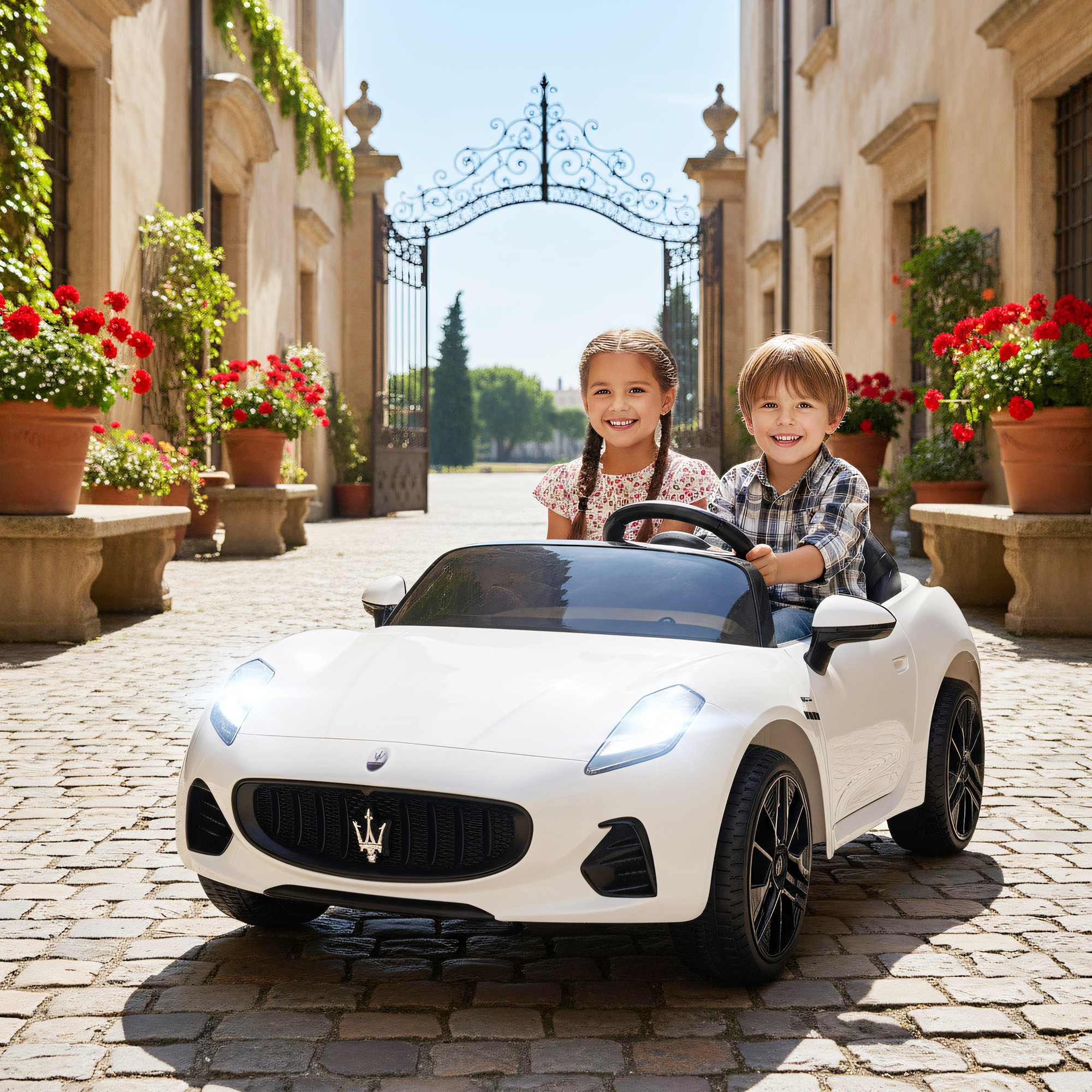 Maserati Elektroauto für Kinder, 2-Sitzer, 12V Batteriebetrieb, Fernbedienung, LED-Lichter, Musikfunktion, Weiß