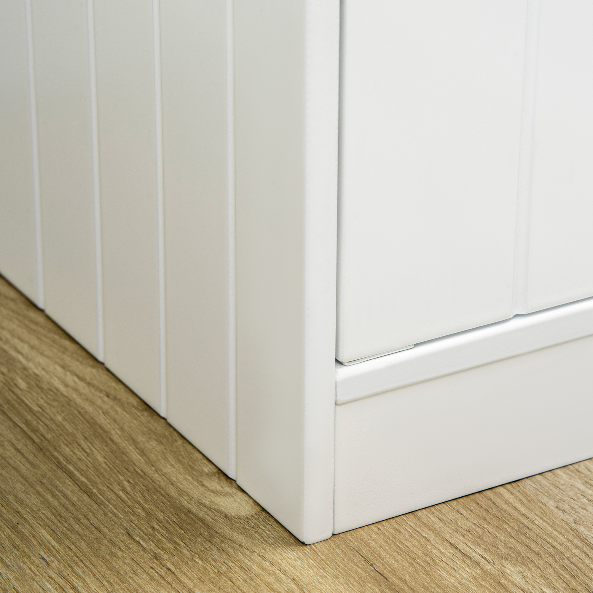 Hunde Futterstation, 2 Näpfe aus Edelstahl, Schrankfach 44L Kapazität, Magnettüren, weiß, 60x30x35,5 cm