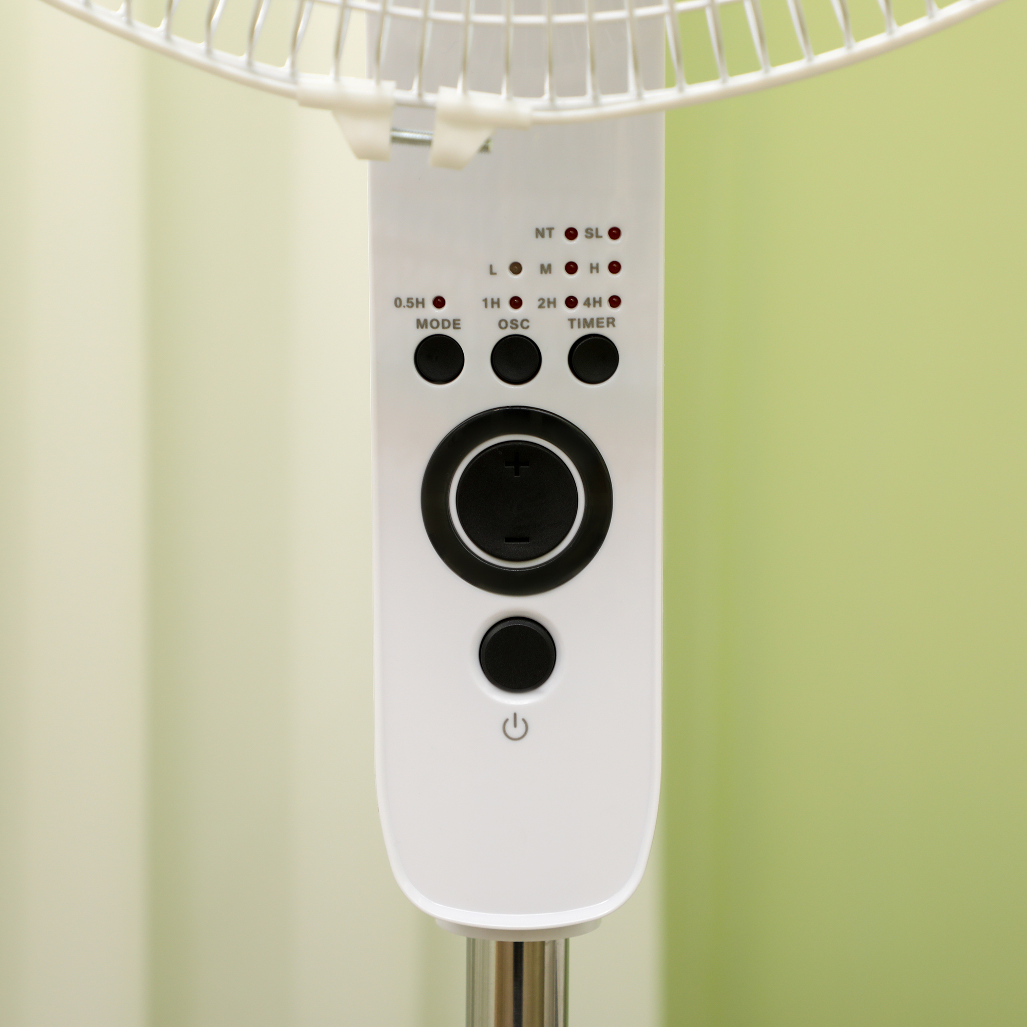 Standventilator Lüfter Fernbedienung Höhenverstellbar 3 Geschwindigkeitsstufen Metall, Weiß, Ø44,5 x H110-124 cm