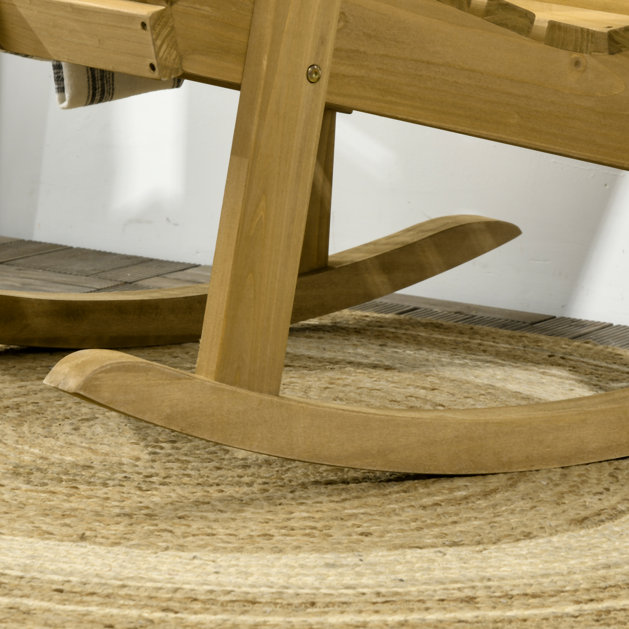 Gartenstuhl, Schaukelfunktion, breiter Sitz und Rücklehne, Naturholz, 64 x 86 x 85 cm