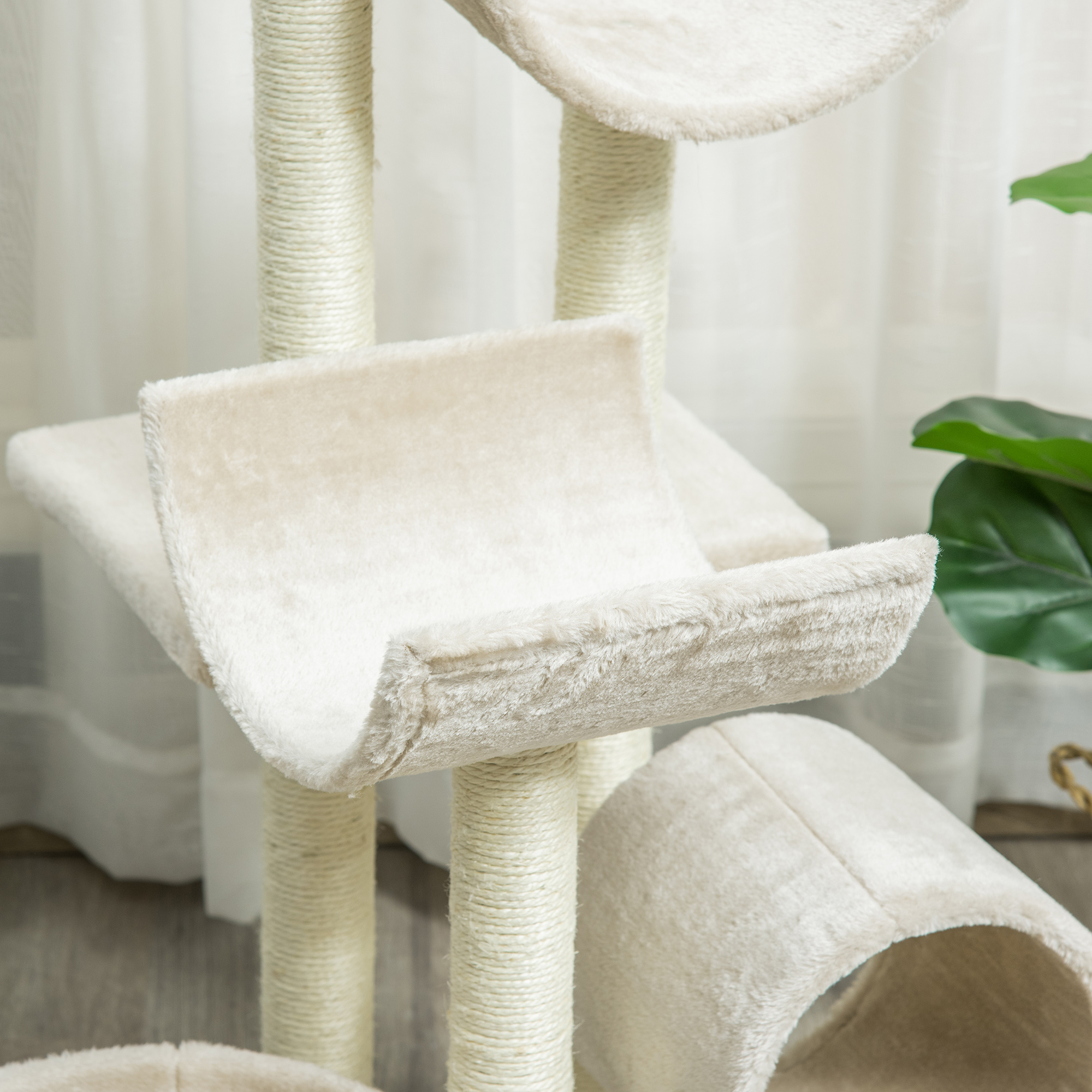 Katzenbaum Katzenkratzbaum Katzen Kletterbaum Kratzbaum Spielzeug Tunnel Beige L50 x B40 x H105 cm