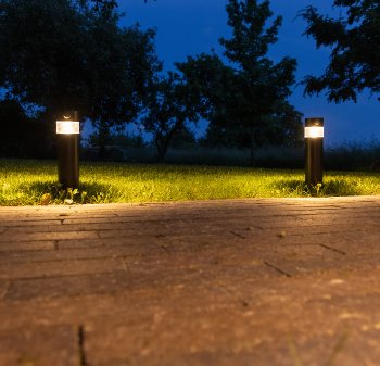 LED Solar Wegeleuchte "SWL-AS30" / IP44, warmweiß 3000K, PIR Sensor, 30cm