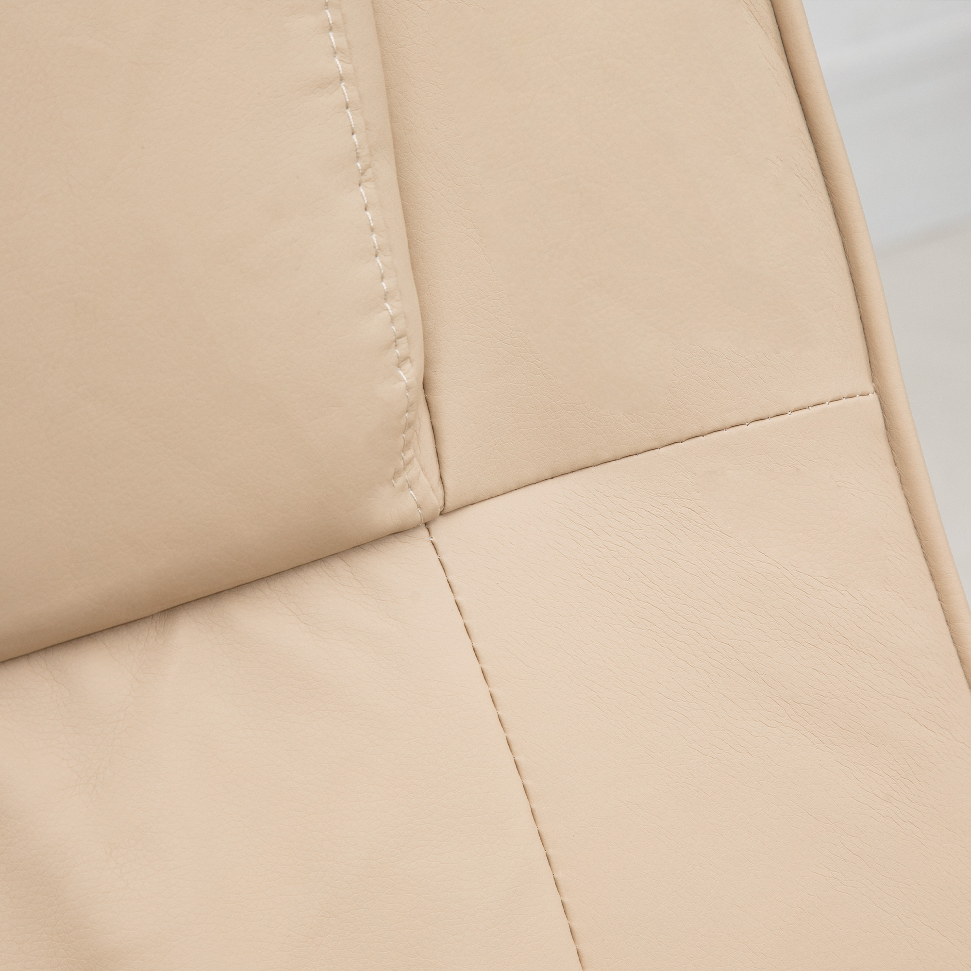 Massagesessel mit Hocker, Drehbares Relaxsessel mit Massagefunktion, Fernsehsessel mit Liegefunktion, Fernbedienung für Wohnzimmer, Kunstleder, Creme