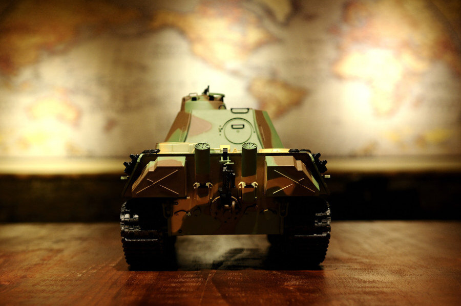 RC Panzer "Panther G" Metallgetreibe & Metallketten PRO RRZ