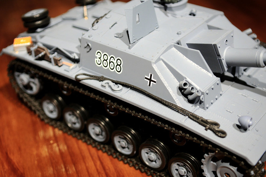 RC Panzer "Sturmgeschütz III" - Metallgetriebe PRO