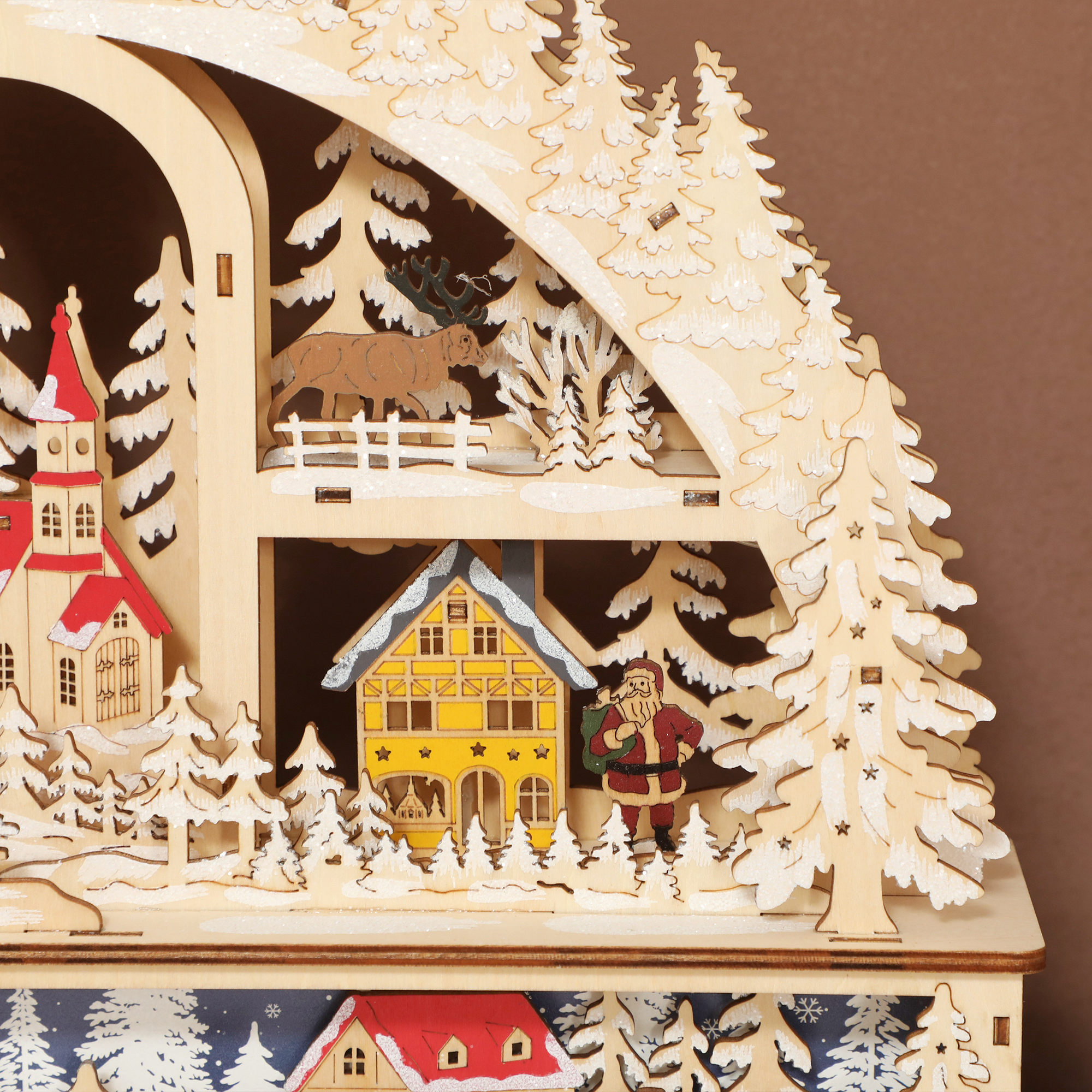 Weihnachtsdorf mit LED-Leuchtung, 45 cm Weihnachtsstadt mit Schneemann, Renntier und Bäume Naturholz