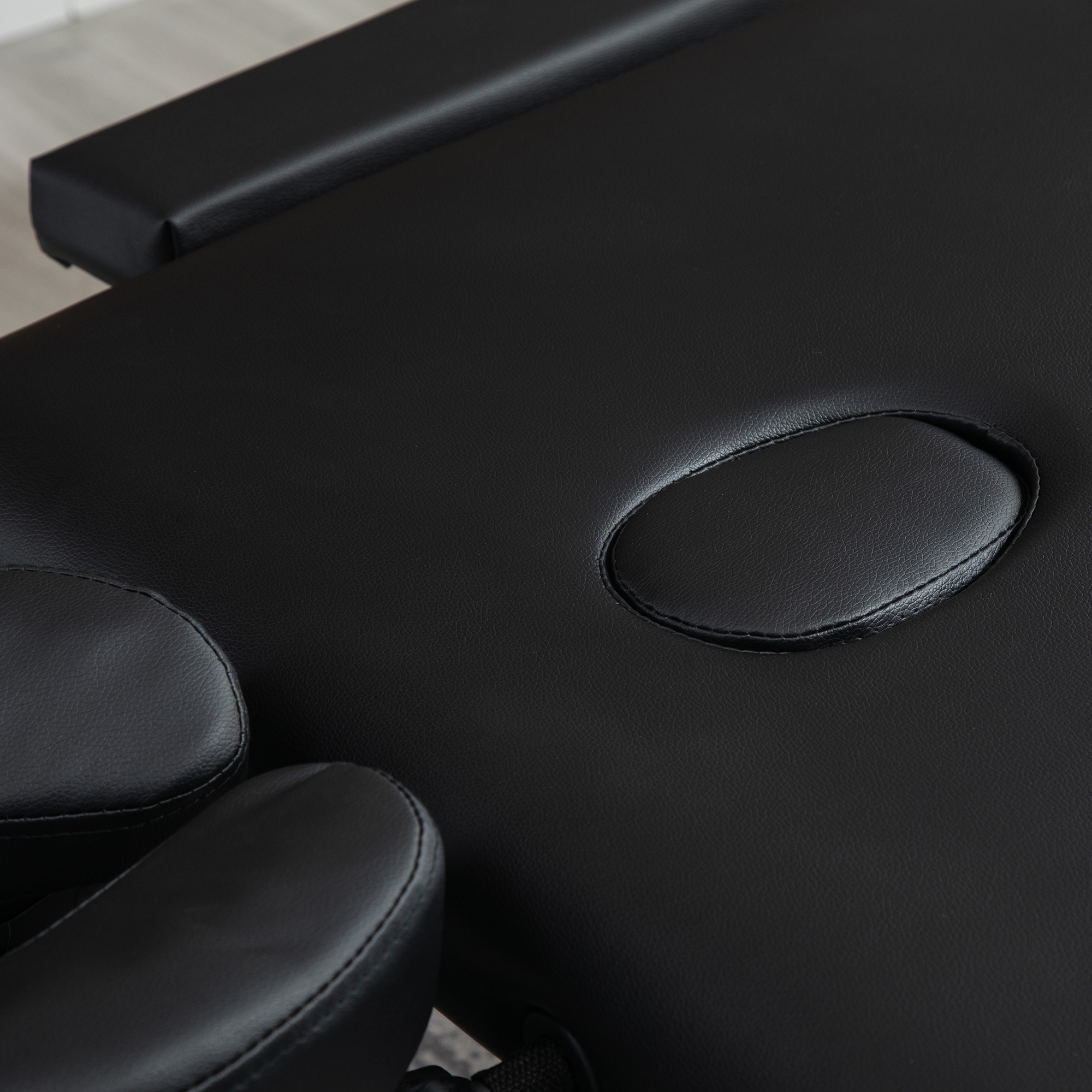 Massageliege, 2 Zonen klappbarer Massagetisch mit Kunstleder, Kopfstütze, Armlehnen, Tasche, höhenverstellbare Massagebank 90cm Breit bis 225 kg belastbar, Schwarz