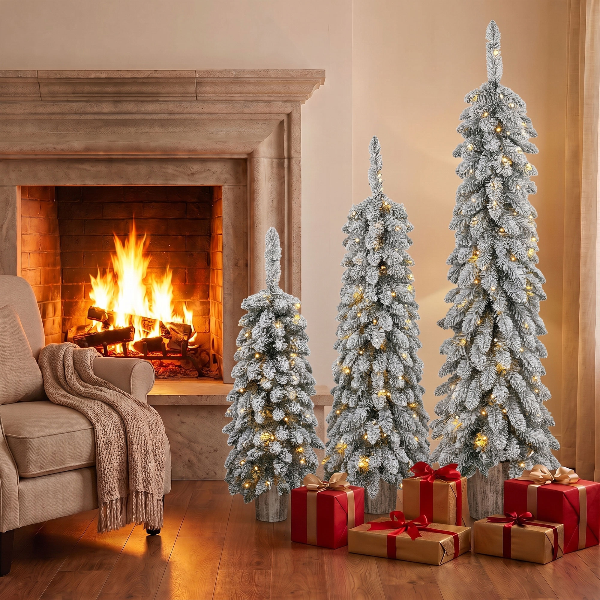 3er-Set beschneite künstliche Weihnachtsbäume, vorbeleuchtet mit PVC-Zweigspitzen und warmweißen LED-Lichtern