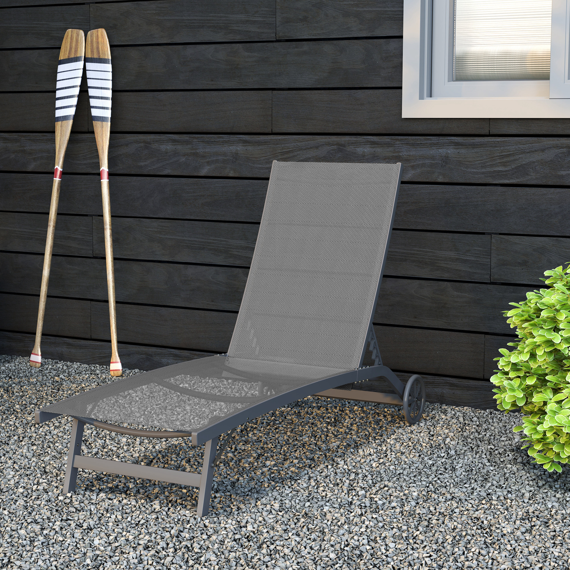 Sonnenliege, 5-stufig verstellbare Rücklehne, atmungsaktiver Stoff, Aluminiumrahmen, Dunkelgrau, 195 x 66 x 34 cm