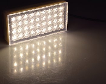 LED Pflasterstein "BRIKX 20" warmweiß / 20x10x7cm, 3W, 220lm, IP67, 230V