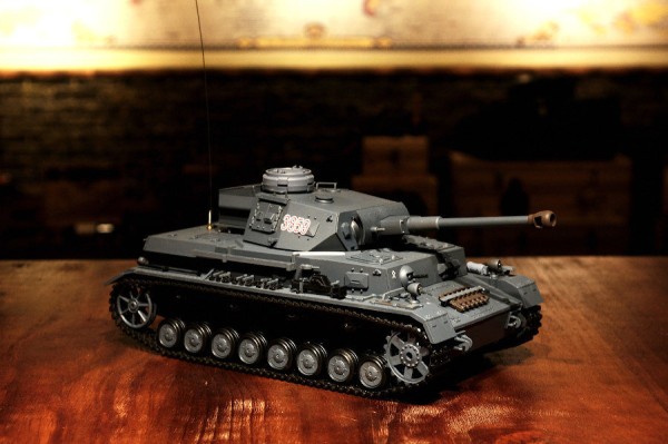 RC Panzer "Kampfwagen IV Ausf.F-2 Pro"